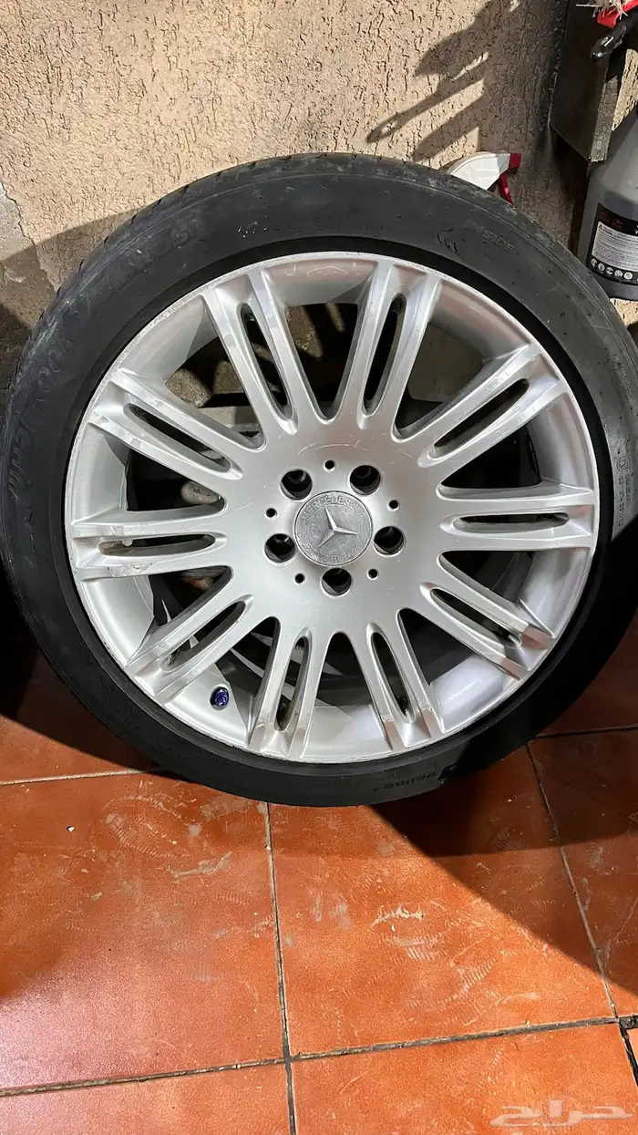 مرسيدس AMG 0