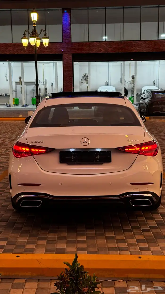 مرسيدس C300 4MATIC 14