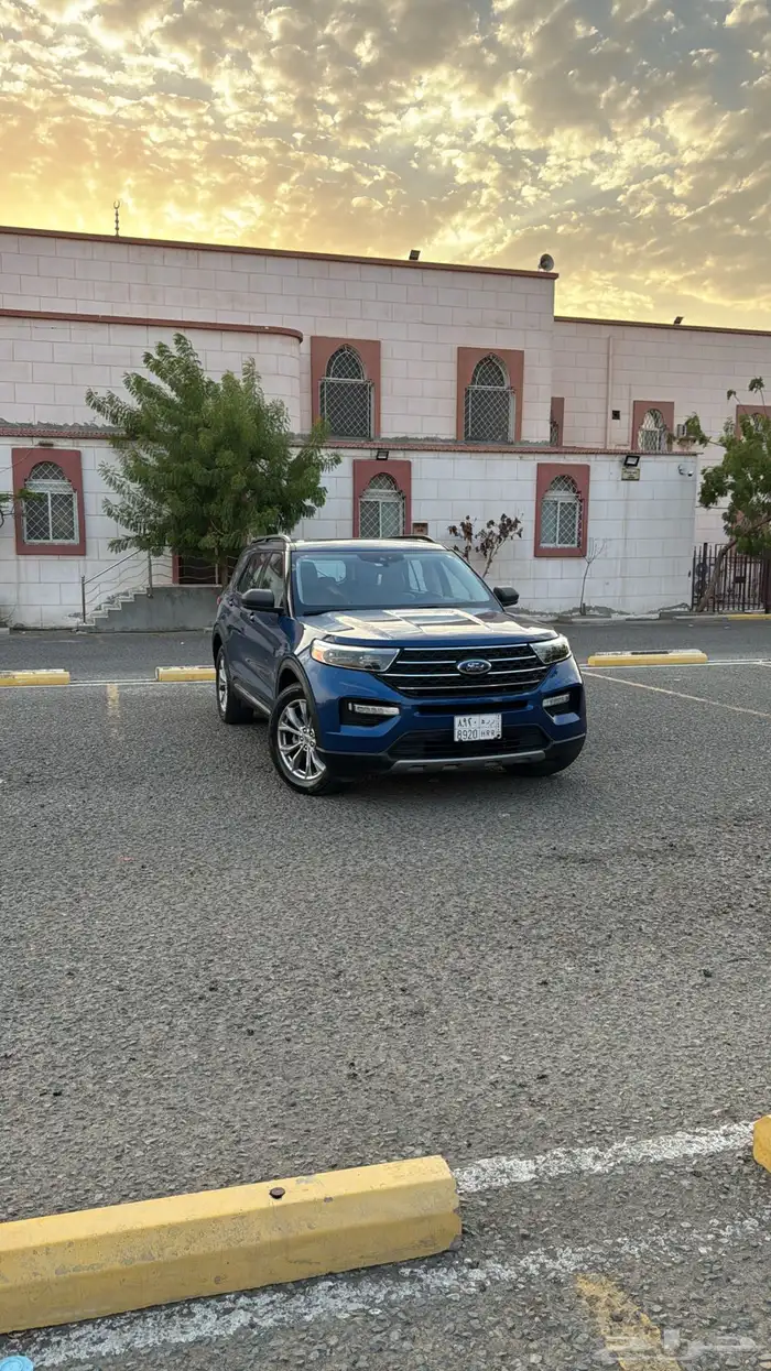 اكسبلورر 2022 دبل XLT بانوراما نظيف 0