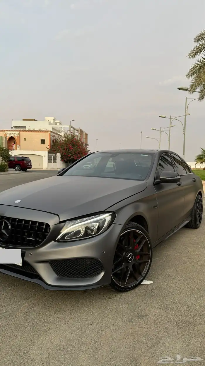 مرسيدس c400 2017 4