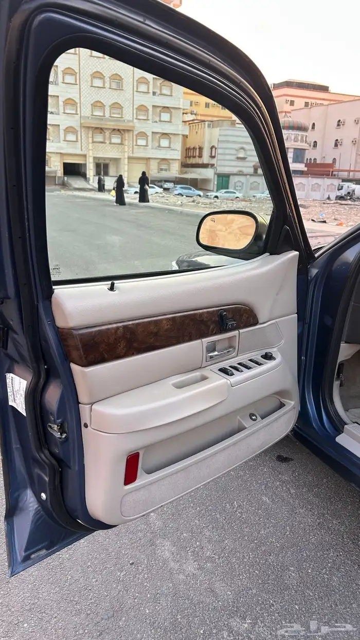 فورد جراند ماركيز للبيع 9