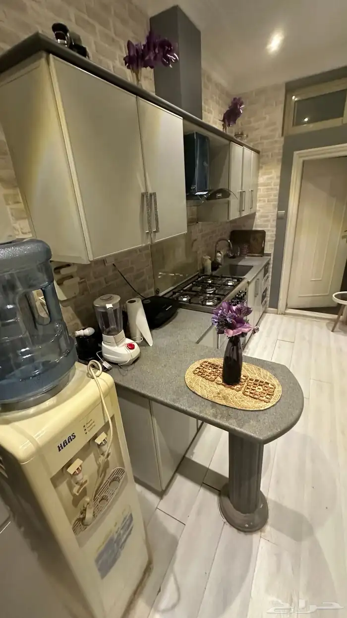 مطبخ بملحقاته ثلاجه مكرويف فرن دولايب خزائن للبيع كامل 3