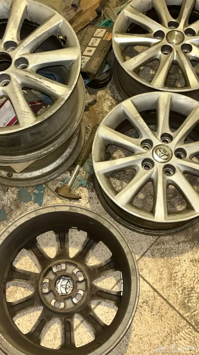 جنوط كامري 2011 GLX 4