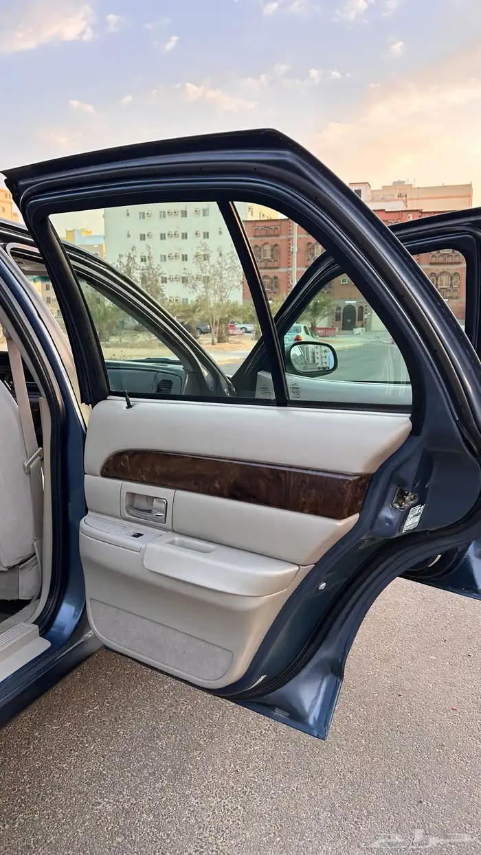 فورد جراند ماركيز للبيع 19