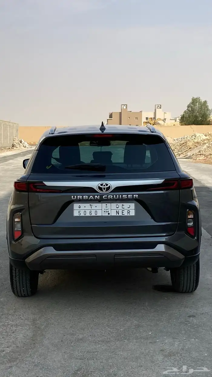 اوربان كروزر2024 4