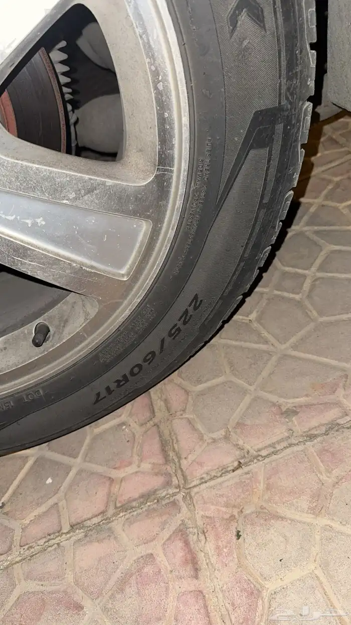 للبيع جنوط فورد مقاس 17 نجمه 0