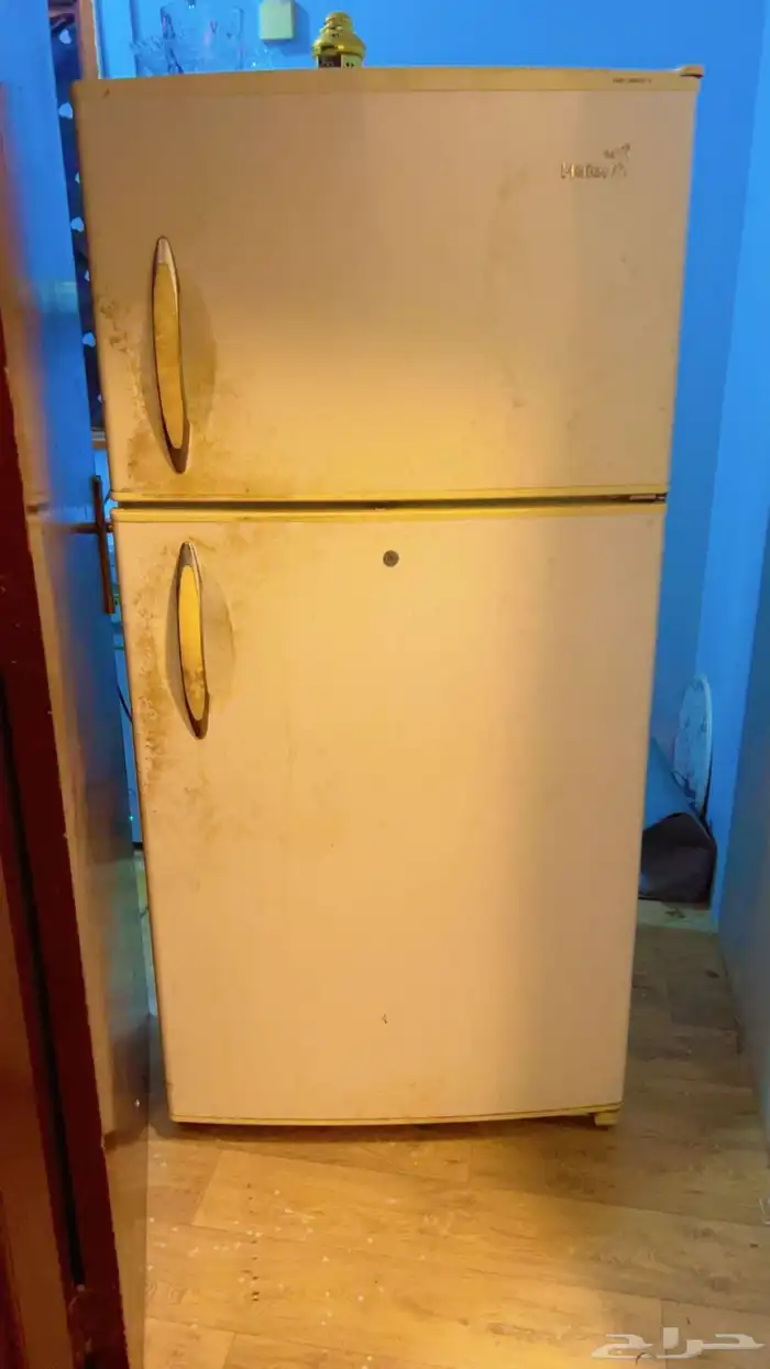 ثلاجه للبيع تبريد ممتاز 0
