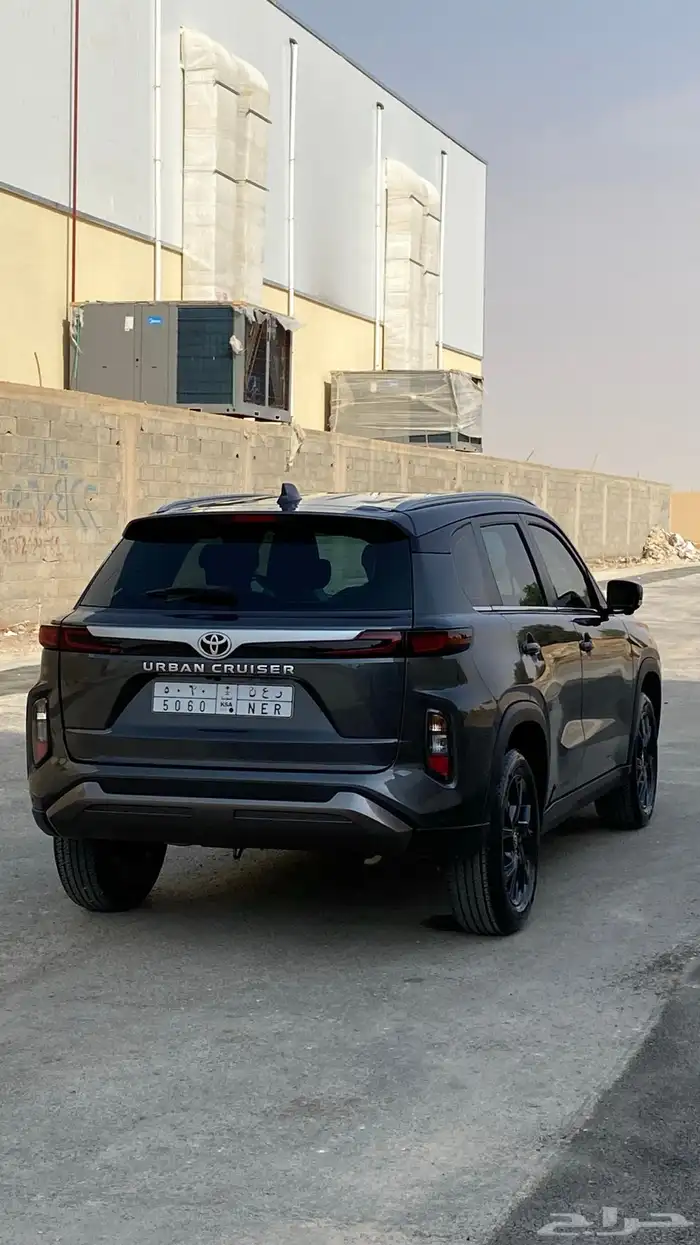 اوربان كروزر2024 5