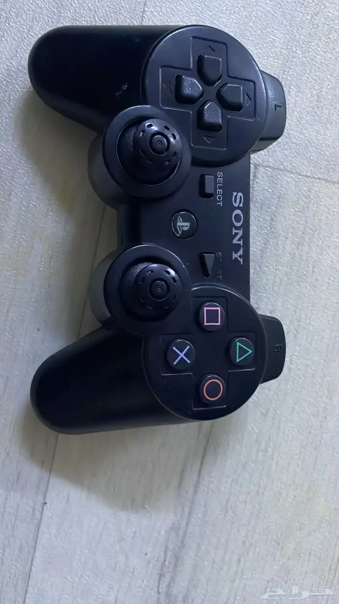 يدات سوني 2 و 3 و 4 واكس بوكس 360 وشاحن بطارية كاميرا 1