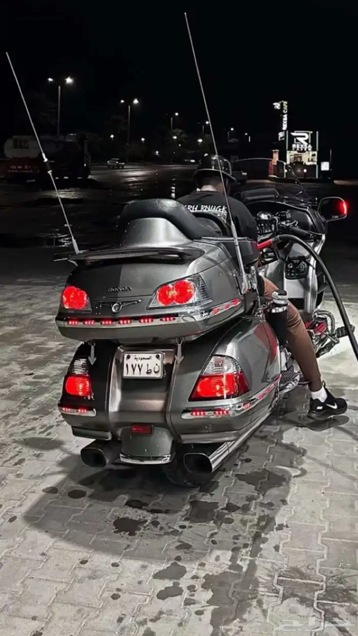 للبيع قولد ونق 2008 1