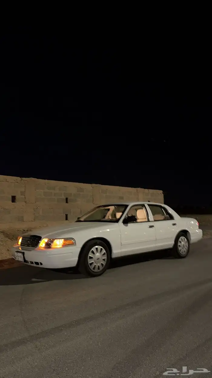 فورد 2011 بوليسي 4