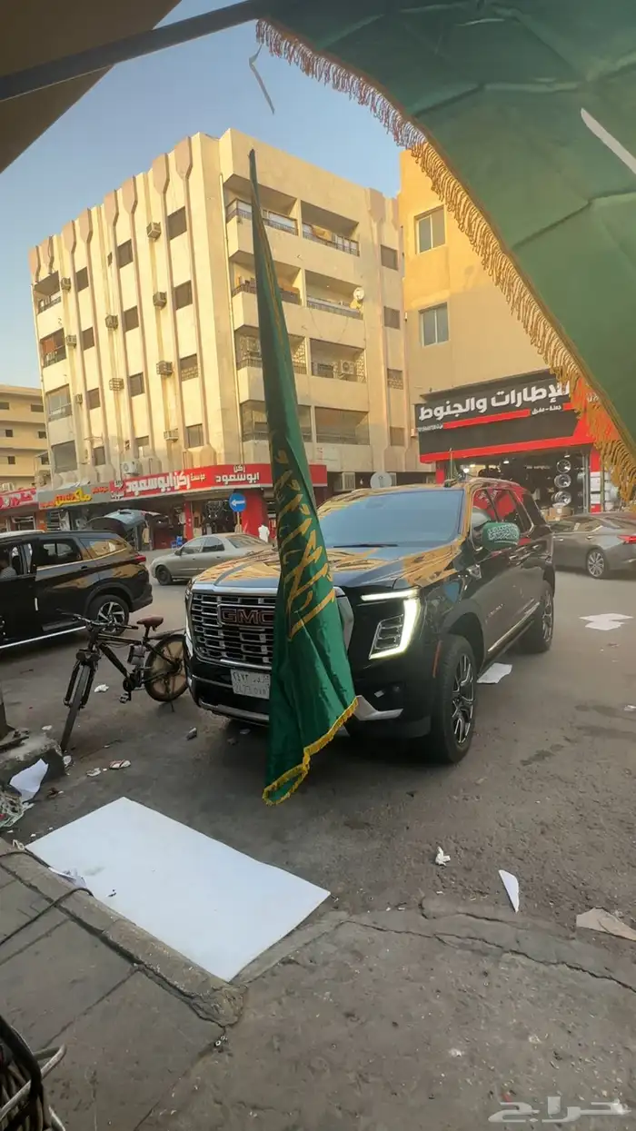 يتوفر إعلام وقواعد 3