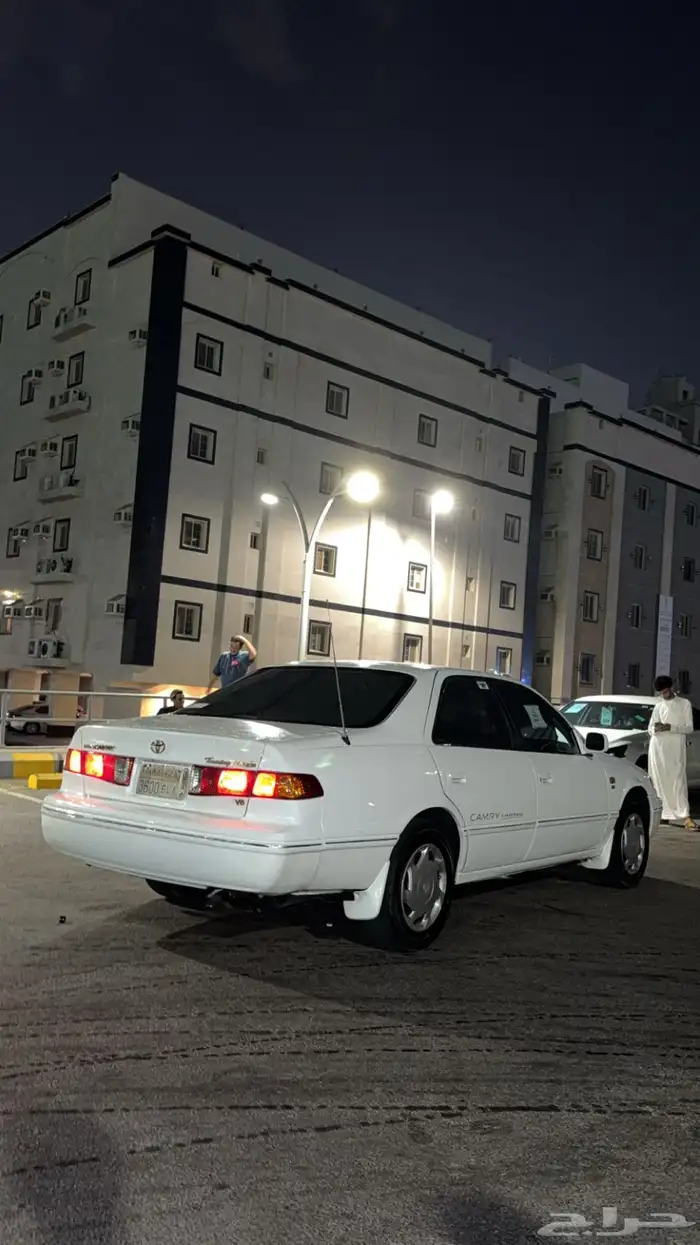 طيس كامري اصلي وارد اليابان مقاس 15 4