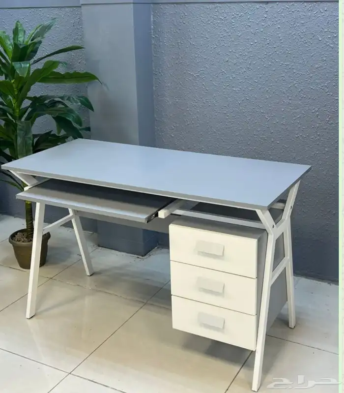 مكاتب جديد بالكرتون مكاتب طقم طاولات كنب دواليب موقع جدة 0