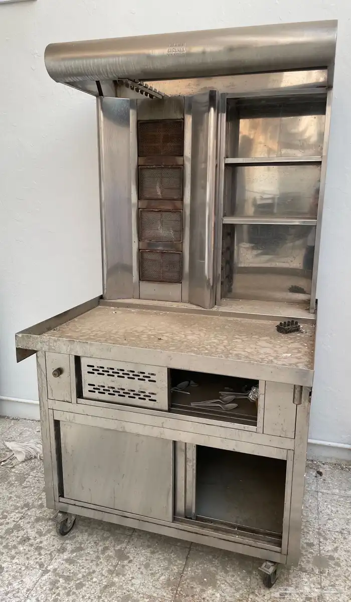 طاولات وأحواض ستيل وشواية شاورما وأفران 1