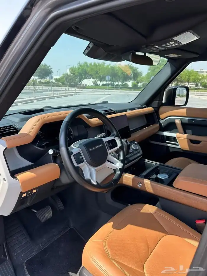 لاند روفر ديفندر HSE V6 4