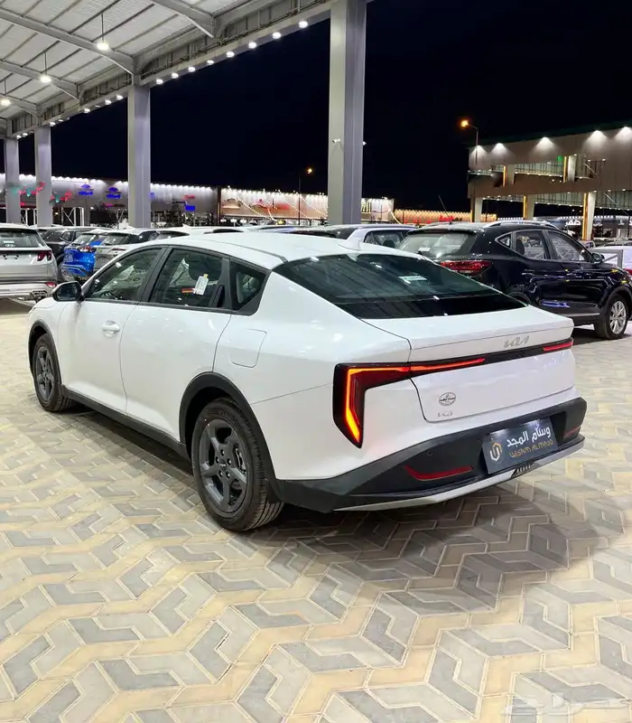 كيا K4 استاندر GL ماكينه 1.6 موديل 2026 3