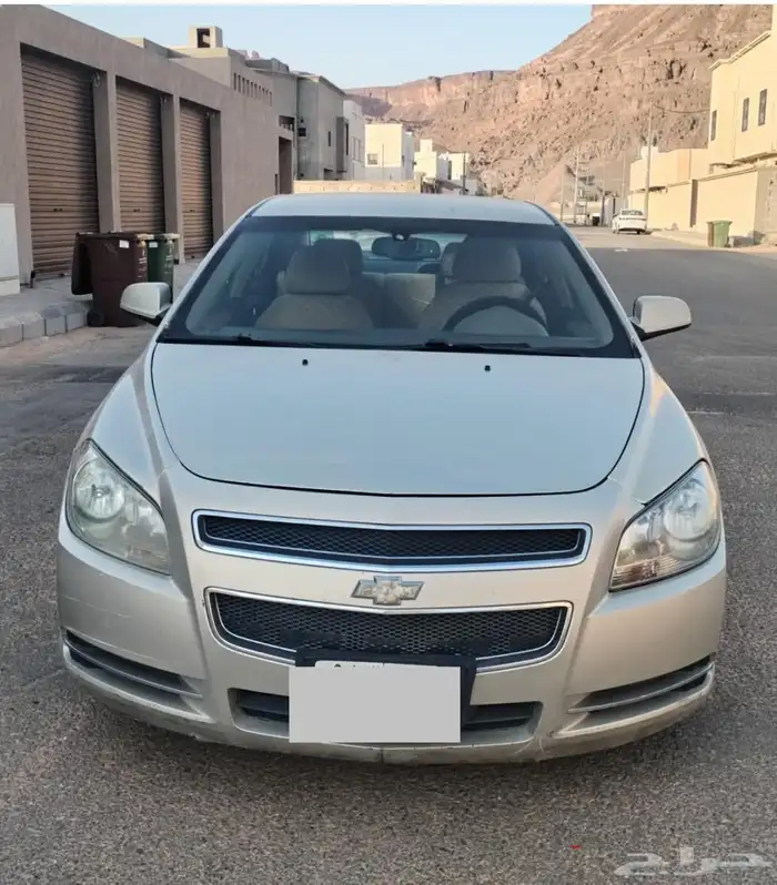 ماليبو 2012 للبيع نظيفة 1