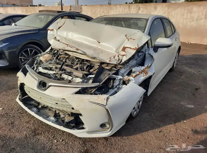 ورشة سمكرة وبوية لتصليح جميع انواع السيارات 2