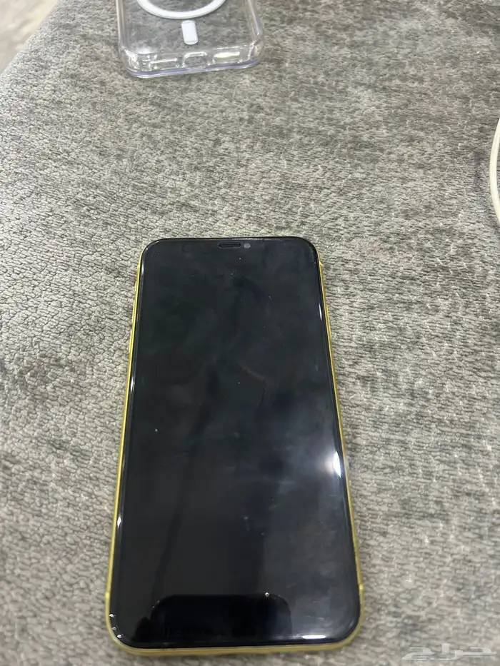 آيفون 11 اصفر مغير شاشه فقط. 4