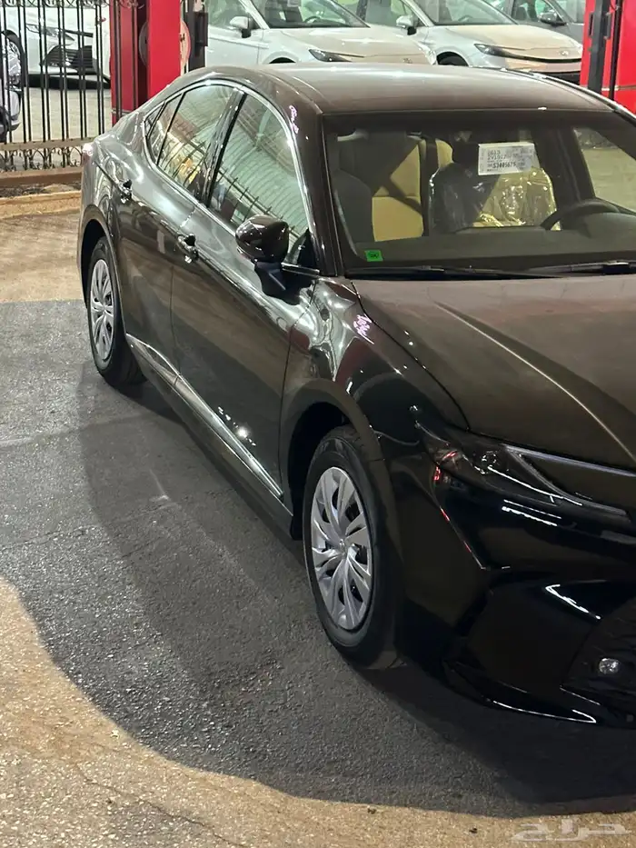 كامري ستاندر اسود 2025 بسعر 112.500 7