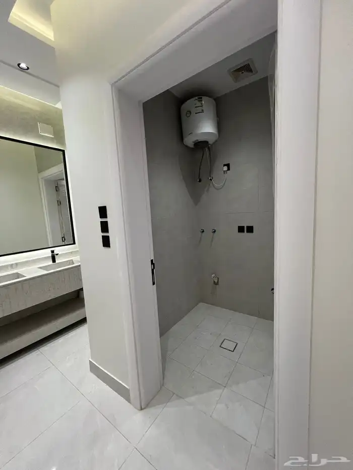 شقة دور ارضي للبيع ابها حي الروابي 2