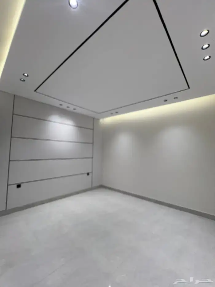 شقة دور ارضي للبيع ابها حي الروابي 14