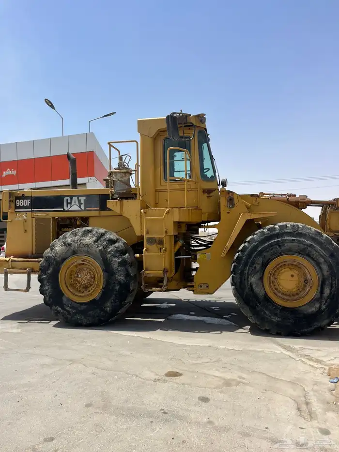 للإيجار شيول 980F مع سائق باكستاني 2