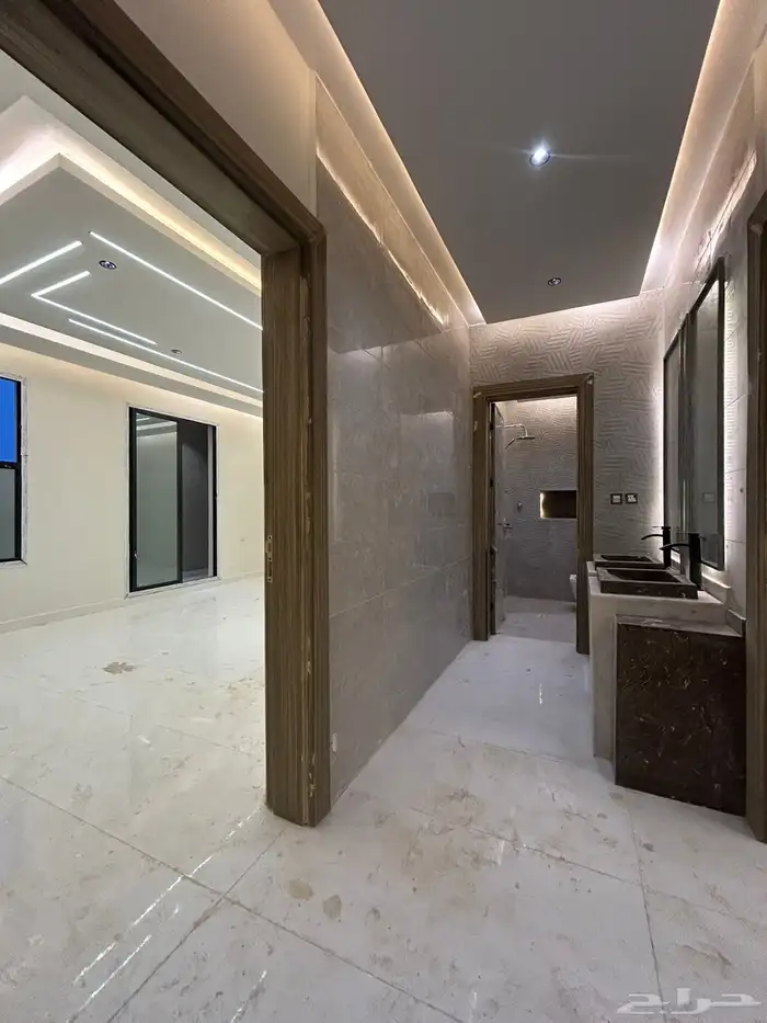 ادوار متكرره للبيع تشطيب vip 1