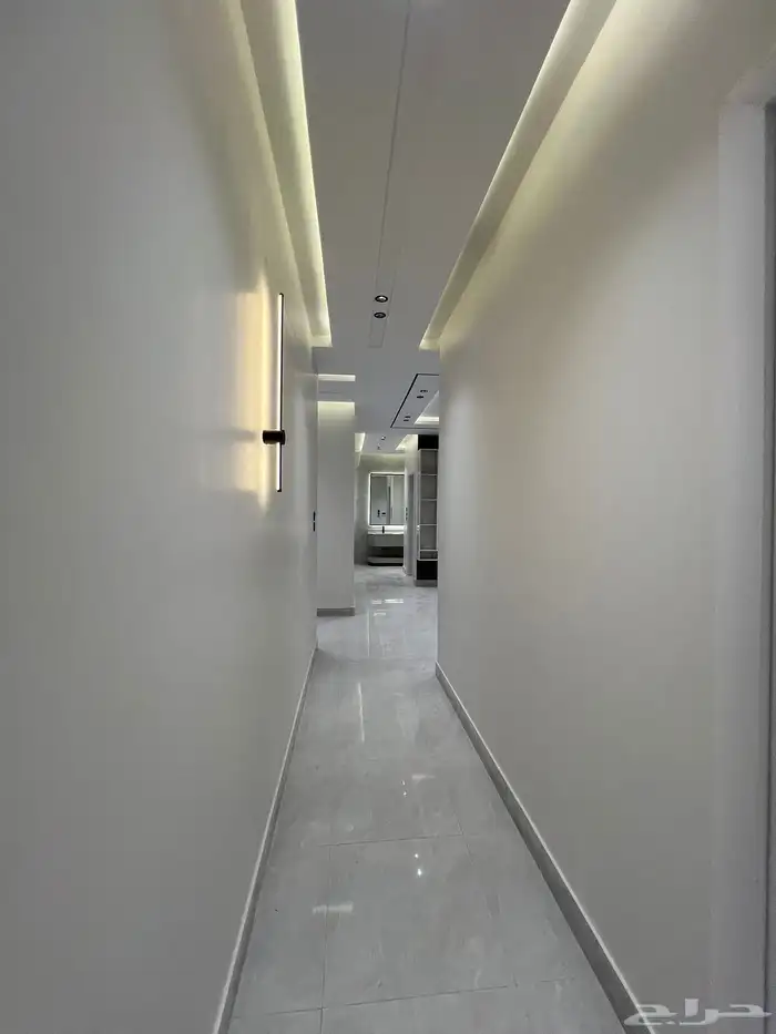 شقة دور ارضي للبيع ابها حي الروابي 7