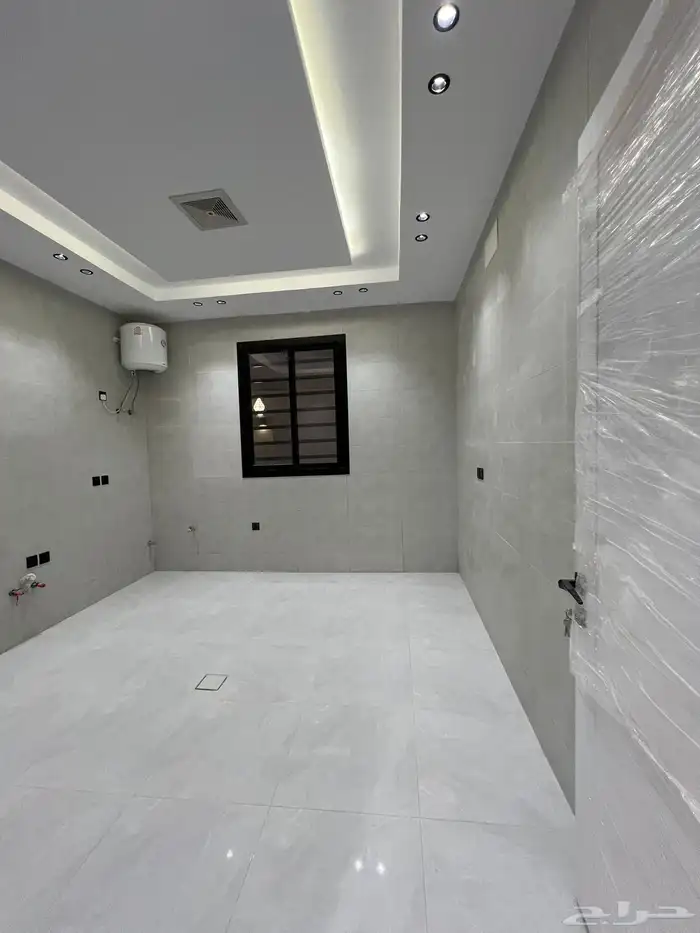 شقة دور ارضي للبيع ابها حي الروابي 15