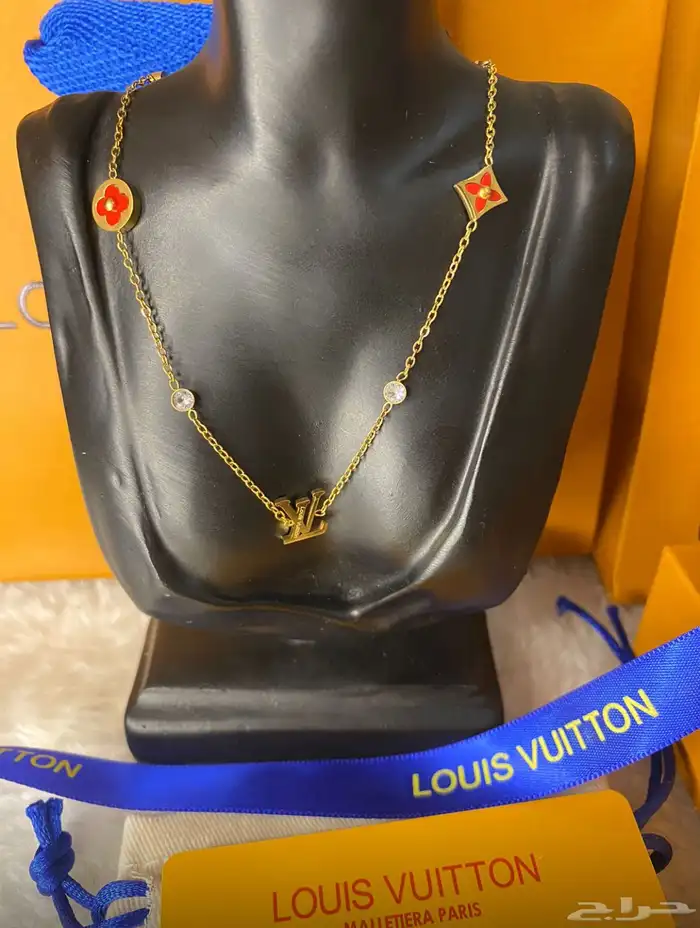 سلاسل واساور لويس فيتون مع الملحقات كواليتي 0