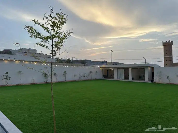 استراحة فاخره بموقع استراتيجي و عائد مضمون 3