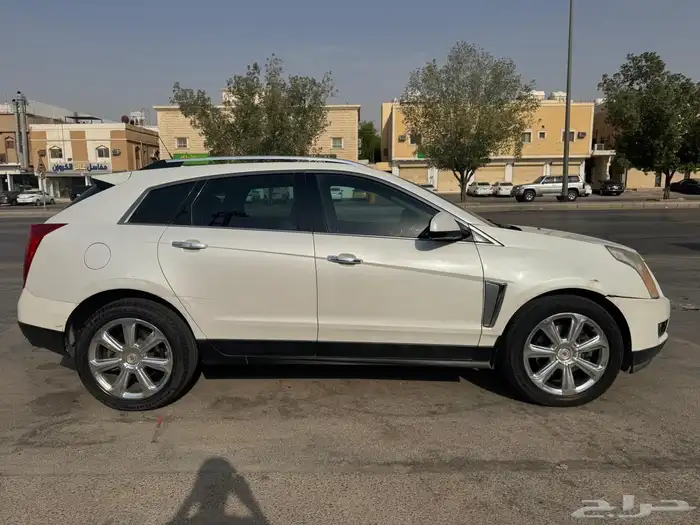 كاديلاك SRX 2014 2