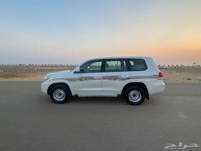 للبيع جكس 2008 مكيفين 9