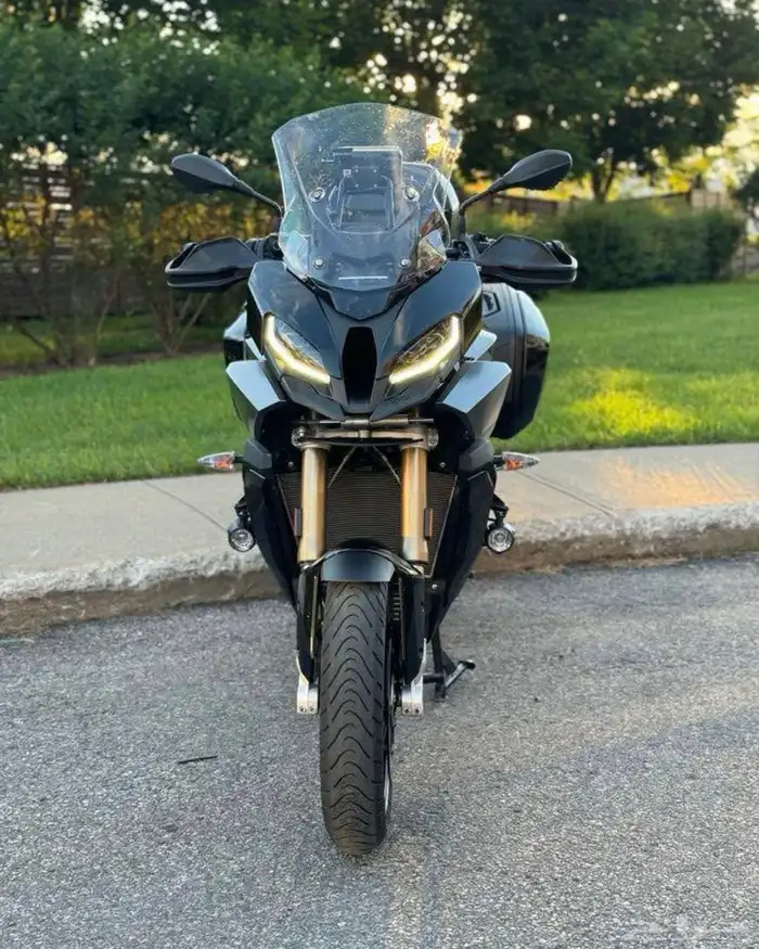 للبيع دباب BMW S1000XR بي ام دبليو اس 1000 اكس ار موديل 22 0