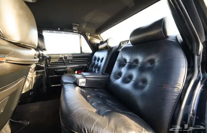 نيسان بريزيدنت كلاسيك 1988 4