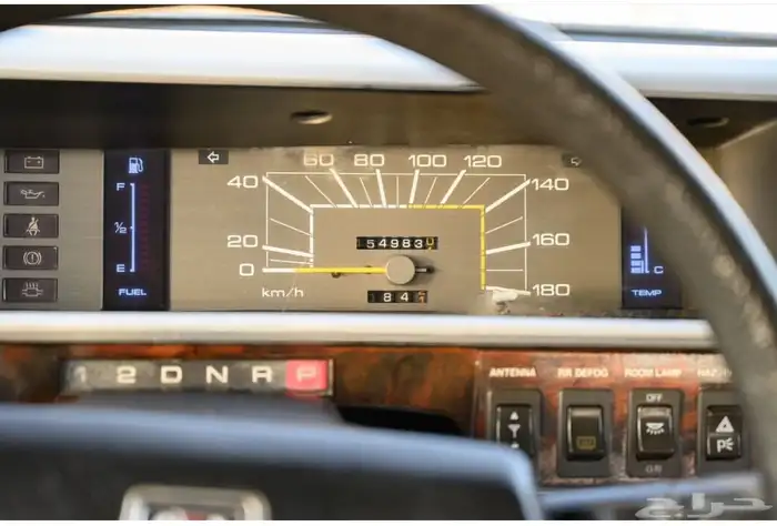 نيسان بريزيدنت كلاسيك 1988 10