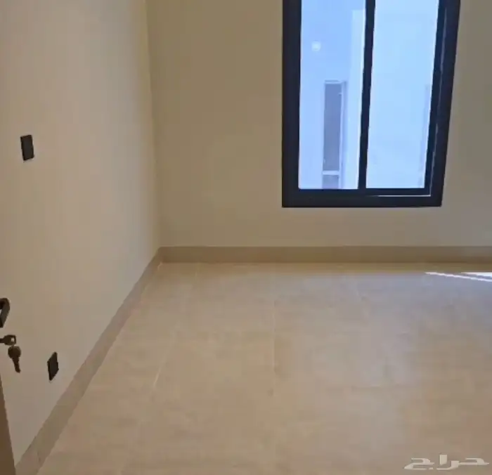 شقة اول ساكن للايجار حي السيف مقابل بحر الراكة فاخره 10