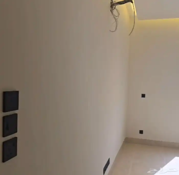 شقة اول ساكن للايجار حي السيف مقابل بحر الراكة فاخره 4