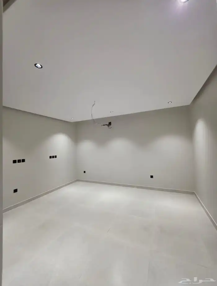 شقق تمليك فاخره جدا في بطحاء قريش موقع هادئ مع بلكونه وبدون 8