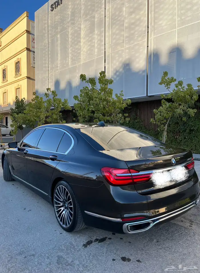 BMW 740li 2016 2