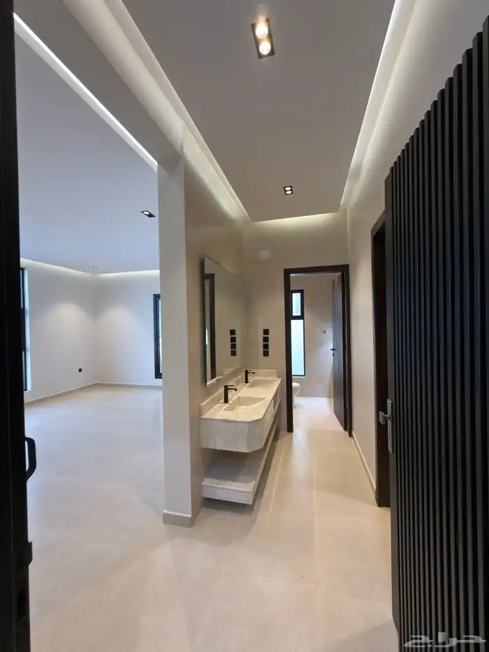 للبيع شقق سكنيه فاخرة طريق المدينه العسكريه بخميس مشيط 7