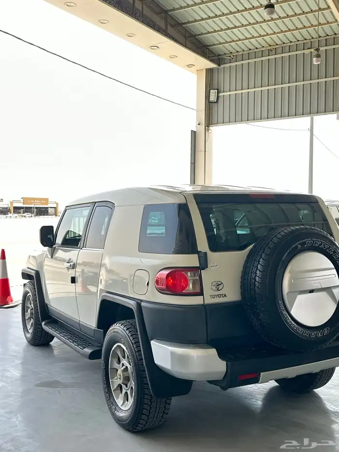 تويوتا اف جي 2012 رقم1 3