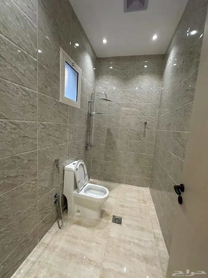 دور للبيع في نبلاء بمليون 50 المساحة 350 11