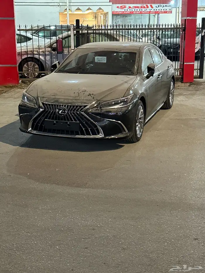 لكزس ES 350 ca 2025 بسعر 200.000 0