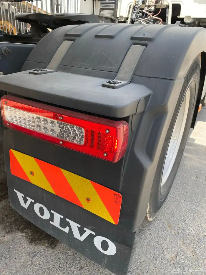 شاحنة فولفو 2021 VOLVO 6
