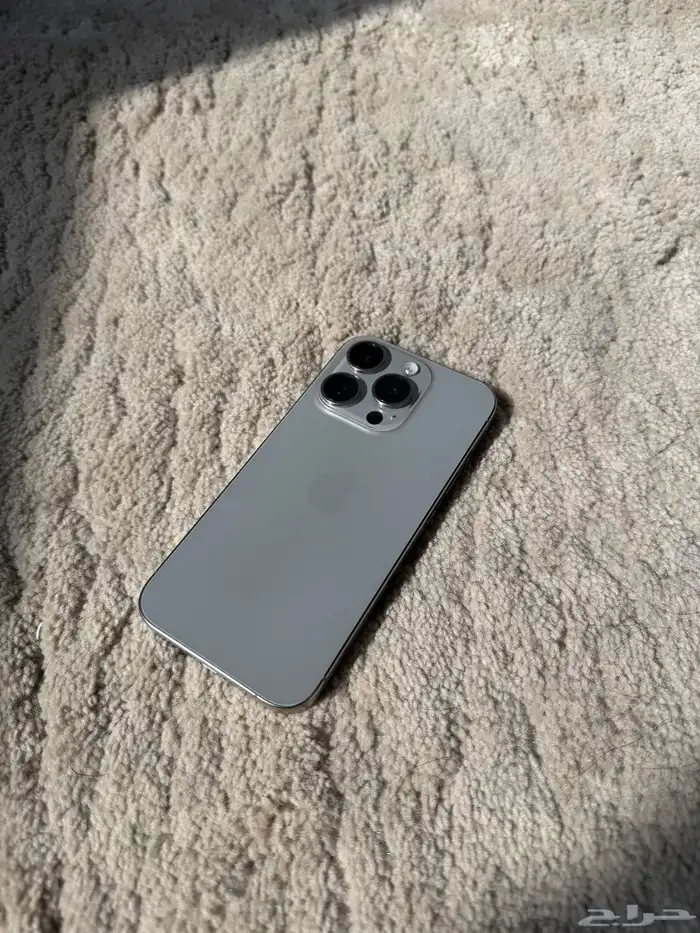 ايفون 15 برو -تيتانيوم- 1