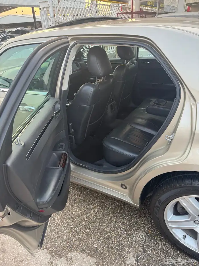 كرايزلر C300 2009 ( تم البيع ) 18