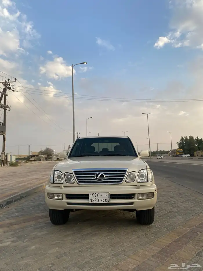 جيب لكزس Lx470 لون كريمي 2006 ممشى 400 18